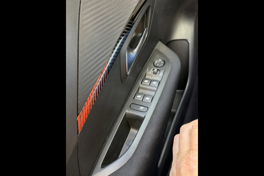 Peugeot 208 1.2 PureTech Active Pack 19.000 KM - Apple CarPlay / Navigatie I Airco I LED I PDC I Sport velgen I Dealer onderhouden
