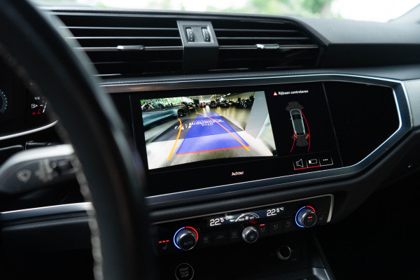 Audi Q3 Sportback 45 TFSI e / 2x S-line/ Virtual Cockpit/ Touch Navigatie/ Virtual Cockpit/