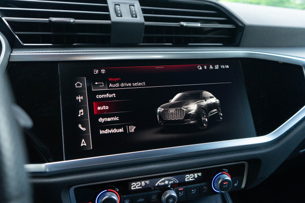 Audi Q3 Sportback 45 TFSI e / 2x S-line/ Virtual Cockpit/ Touch Navigatie/ Virtual Cockpit/