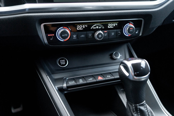 Audi Q3 Sportback 45 TFSI e / 2x S-line/ Virtual Cockpit/ Touch Navigatie/ Virtual Cockpit/