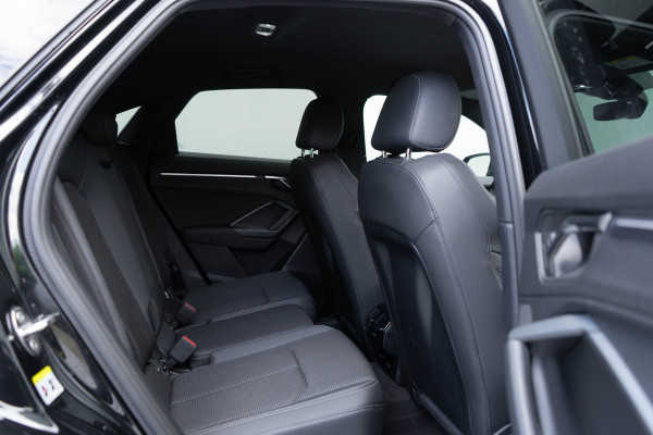 Audi Q3 Sportback 45 TFSI e / 2x S-line/ Virtual Cockpit/ Touch Navigatie/ Virtual Cockpit/