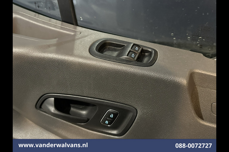 Ford Transit 2.0 TDCI 130pk L3H3 Euro6 Airco | Camera | Apple Carplay | Cruisecontrol Android Auto, Verwarmde Voorruit, Parkeersensoren, Bijrijdersbank
