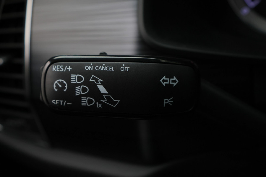 Škoda Kodiaq 1.5 TSI Limited Business Edition Automaat LED, Camera, Apple Carplay, DAB, PDC