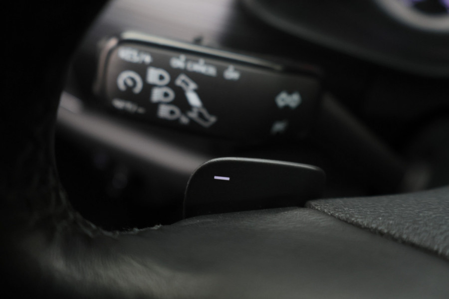 Škoda Kodiaq 1.5 TSI Limited Business Edition Automaat LED, Camera, Apple Carplay, DAB, PDC