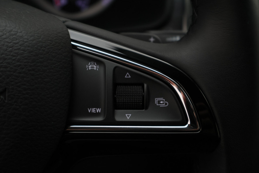 Škoda Kodiaq 1.5 TSI Limited Business Edition Automaat LED, Camera, Apple Carplay, DAB, PDC