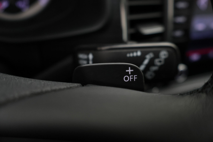 Škoda Kodiaq 1.5 TSI Limited Business Edition Automaat LED, Camera, Apple Carplay, DAB, PDC