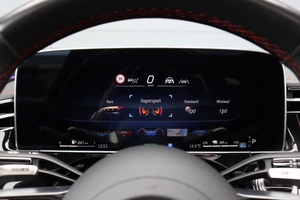 Mercedes-Benz E-Klasse AMG 53 4MATIC+ Premium | 612pk | Hyperscreen | Achterasbesturing | Carbon | AMG Drivers Package | Distronic+ | HUD | Panoramadak | Digital Light | Burmester | Dynamic Plus-pakket |