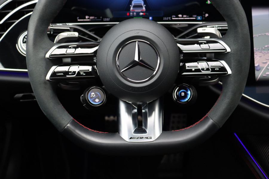 Mercedes-Benz E-Klasse AMG 53 4MATIC+ Premium | 612pk | Hyperscreen | Achterasbesturing | Carbon | AMG Drivers Package | Distronic+ | HUD | Panoramadak | Digital Light | Burmester | Dynamic Plus-pakket |