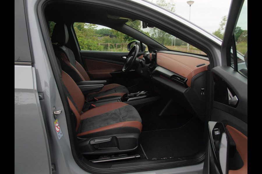 Volkswagen ID.4 Business 77 kWh | IQ. LIGHT | Camera | Sfeerverlichting | Apple Carplay |