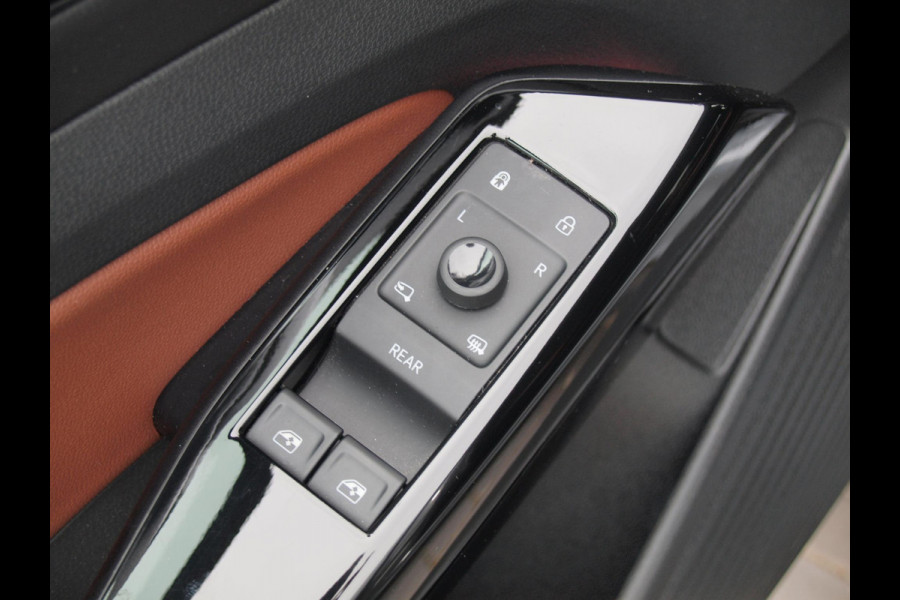 Volkswagen ID.4 Business 77 kWh | IQ. LIGHT | Camera | Sfeerverlichting | Apple Carplay |