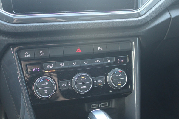 Volkswagen T-Roc 1.5 TSI R-Line Org. NL | Af. Trekhaak | Virtueel | ACC | Stoel/stuurverwarming