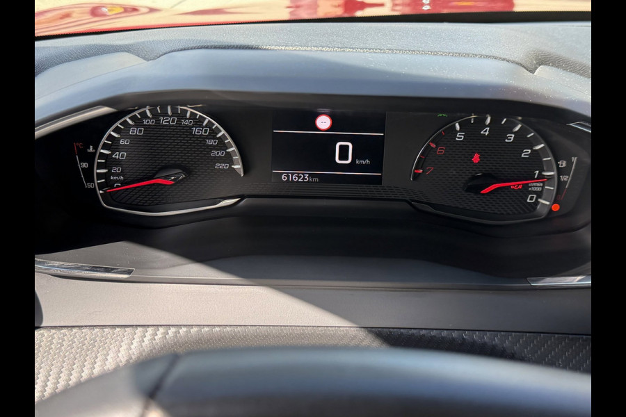 Peugeot 208 1.2 PureTech Pack 101PK -61.000 KM - Navigatie / Apple CarPlay I Airco I LED I PDC I Sport velgen I Dealer onderhouden
