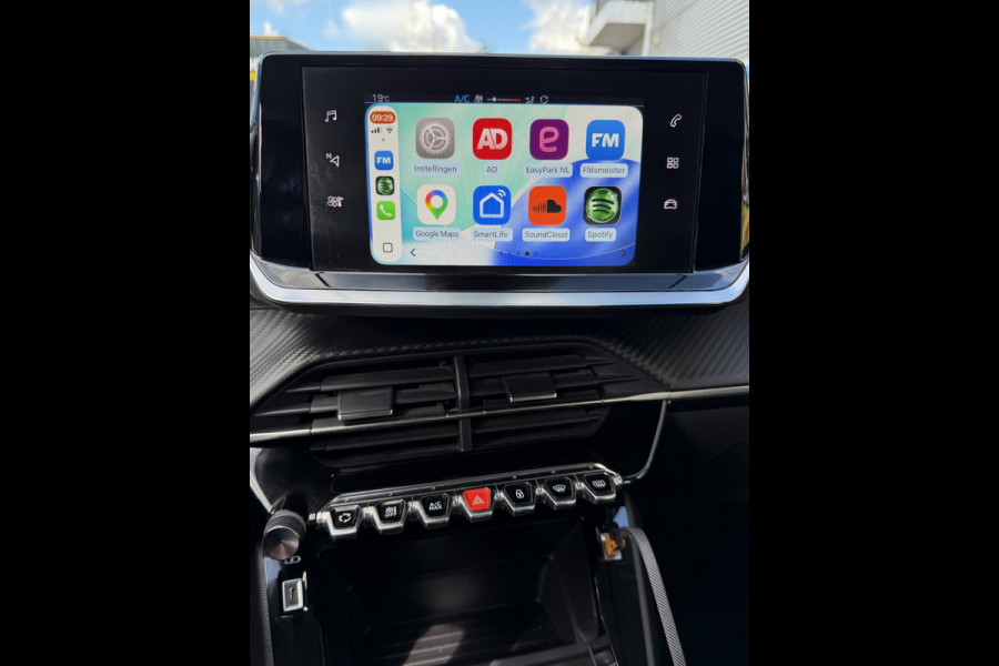 Peugeot 208 1.2 PureTech Pack 101PK -61.000 KM - Navigatie / Apple CarPlay I Airco I LED I PDC I Sport velgen I Dealer onderhouden