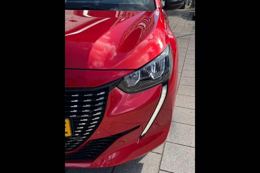 Peugeot 208 1.2 PureTech Pack 101PK -61.000 KM - Navigatie / Apple CarPlay I Airco I LED I PDC I Sport velgen I Dealer onderhouden