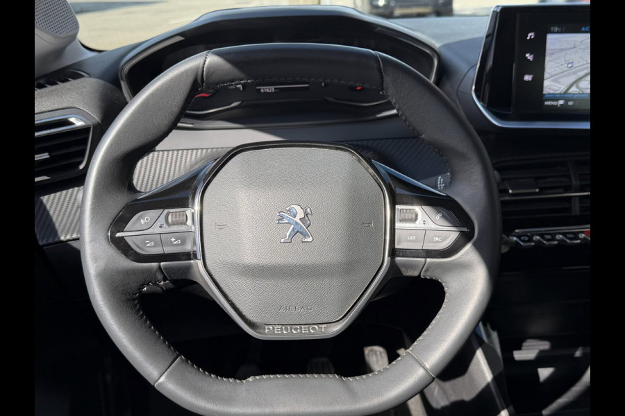 Peugeot 208 1.2 PureTech Pack 101PK -61.000 KM - Navigatie / Apple CarPlay I Airco I LED I PDC I Sport velgen I Dealer onderhouden
