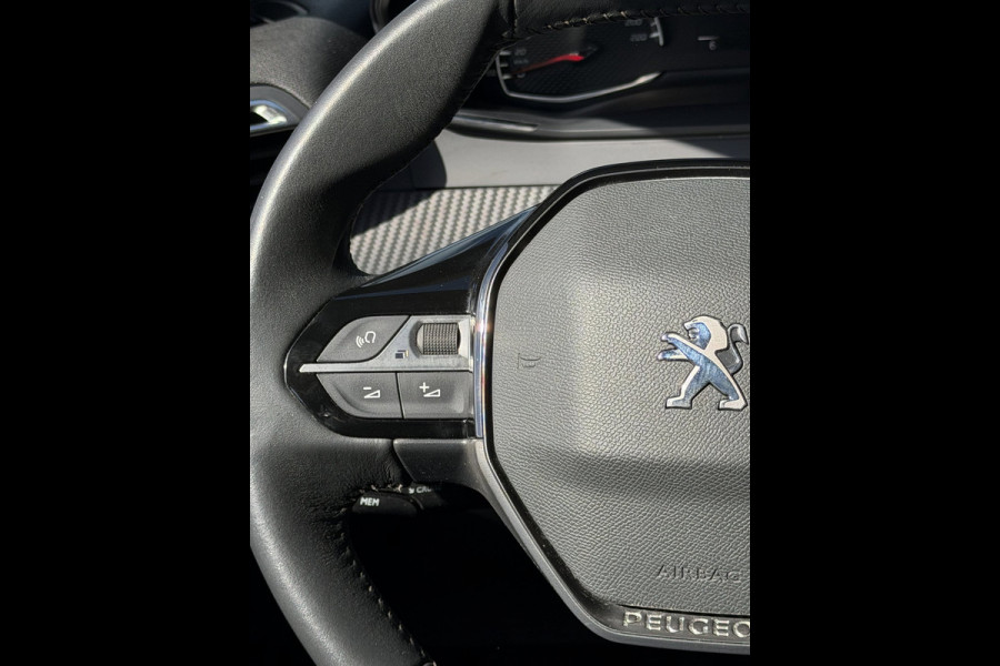 Peugeot 208 1.2 PureTech Pack 101PK -61.000 KM - Navigatie / Apple CarPlay I Airco I LED I PDC I Sport velgen I Dealer onderhouden
