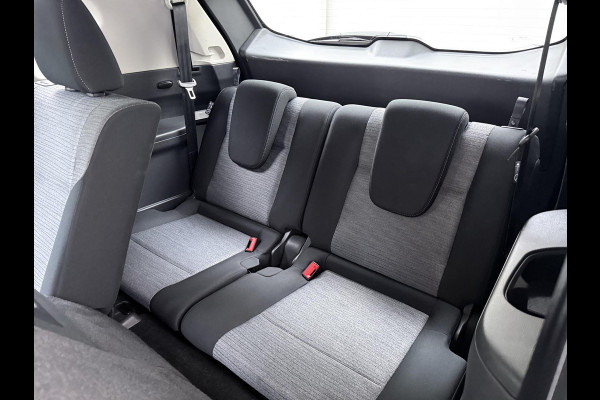 Nissan X-Trail 1.5 e-4orce N-Connecta Family Pack VAN: 44.900,- VOOR: 41.877,- UW WKVOORDEEL: 3.023,- | VOLLEDIGE FABRIEKS GARANTIE TOT 03-2028 | VOOR & ACHTERSTOELEN VERWARMD | STUURWIEL VERWARMD | 7 PERSOONS! | KEYLESS | DODE HOEK | 360 CAMERA | APPLECARPLAY | ADAP. CRUISE |