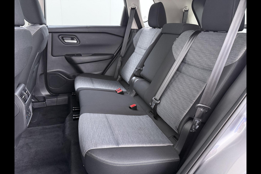 Nissan X-Trail 1.5 e-4orce N-Connecta Family Pack VAN: 44.900,- VOOR: 41.877,- UW WKVOORDEEL: 3.023,- | VOLLEDIGE FABRIEKS GARANTIE TOT 03-2028 | VOOR & ACHTERSTOELEN VERWARMD | STUURWIEL VERWARMD | 7 PERSOONS! | KEYLESS | DODE HOEK | 360 CAMERA | APPLECARPLAY | ADAP. CRUISE |