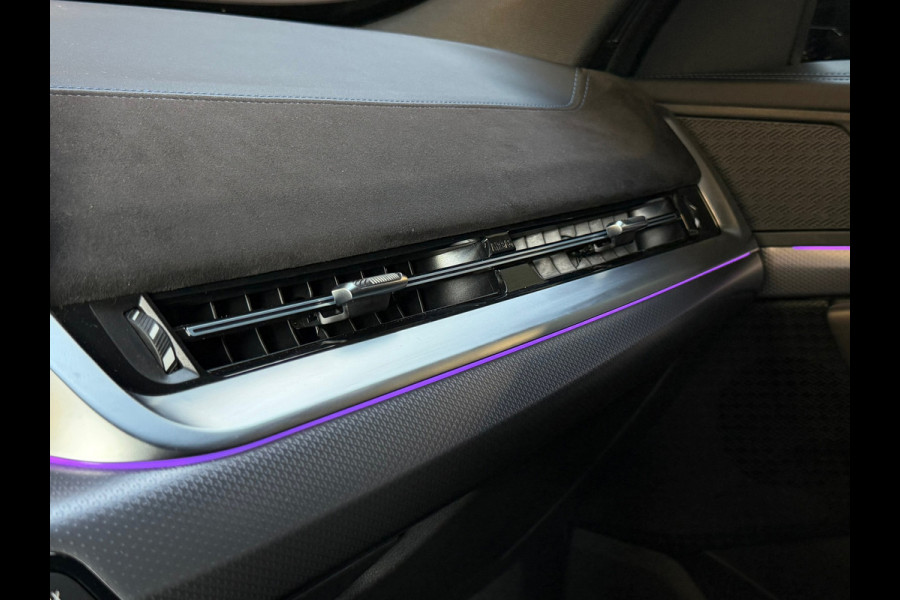 BMW X1 XDrive25e |M-Sport|PANO|HuD|360 CAMERA|TREKHAAK|FABRIEKSGARANTIE|DEALER ONDERHOUDEN|SFEERVERLICHTING|DODEHOEK ASSISTENT|VOL