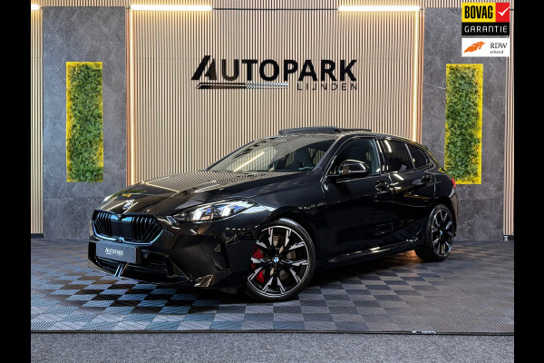 BMW 1-serie 120 M Sport Pro PANO|FABRIEKSGARANTIE|HARMAN KARDON|DEALER ONDERHOUDEN|KEYLESS|CARPLAY|CAMERA|SFEERVERL|19INCH|BOMVOL!