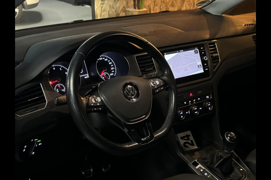 Volkswagen Golf Sportsvan 1.0 TSI Comfortline|Trekhaak 1.300kg Trekgewicht|Adaptieve Cruise|CarPlay|Navi|LED|PDC|Clima|Rijklaar