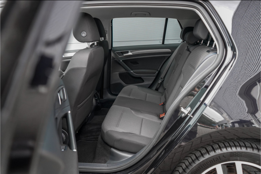 Volkswagen e-Golf E-DITION LED ACC Warmtepomp Virtual Cockpit 1e Eig