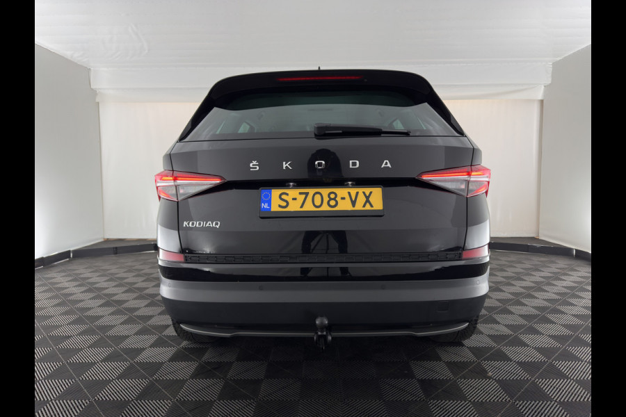 Škoda Kodiaq 1.5 TSI Business Edition (INCL-BTW) *LEATHER-FABRIC | FULL-LED | DIGI-COCKPIT | CAMERA | KEYLESS | DAB+ | NAVI-FULLMAP | SPORTSEATS | PRIVACY-GLASS | ECC | PDC | TOWBAR | CRUISE | 20''ALU*
