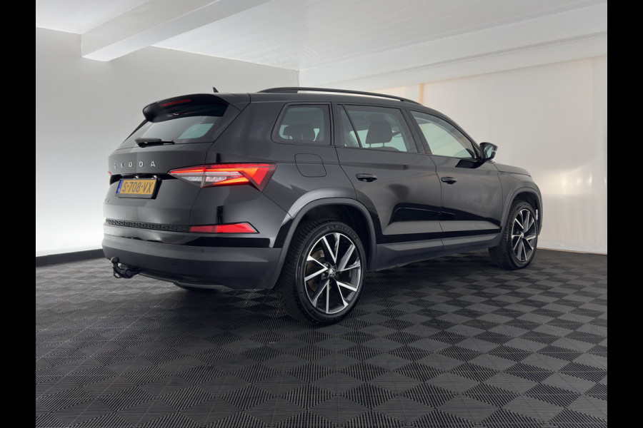 Škoda Kodiaq 1.5 TSI Business Edition (INCL-BTW) *LEATHER-FABRIC | FULL-LED | DIGI-COCKPIT | CAMERA | KEYLESS | DAB+ | NAVI-FULLMAP | SPORTSEATS | PRIVACY-GLASS | ECC | PDC | TOWBAR | CRUISE | 20''ALU*