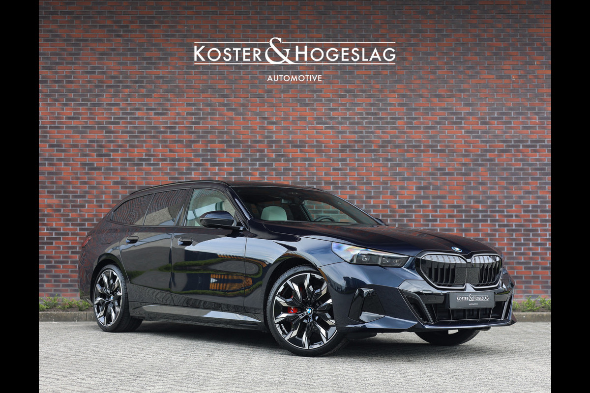 BMW 5 Serie Touring 550e xDrive | Pano - Trekhaak - HUD