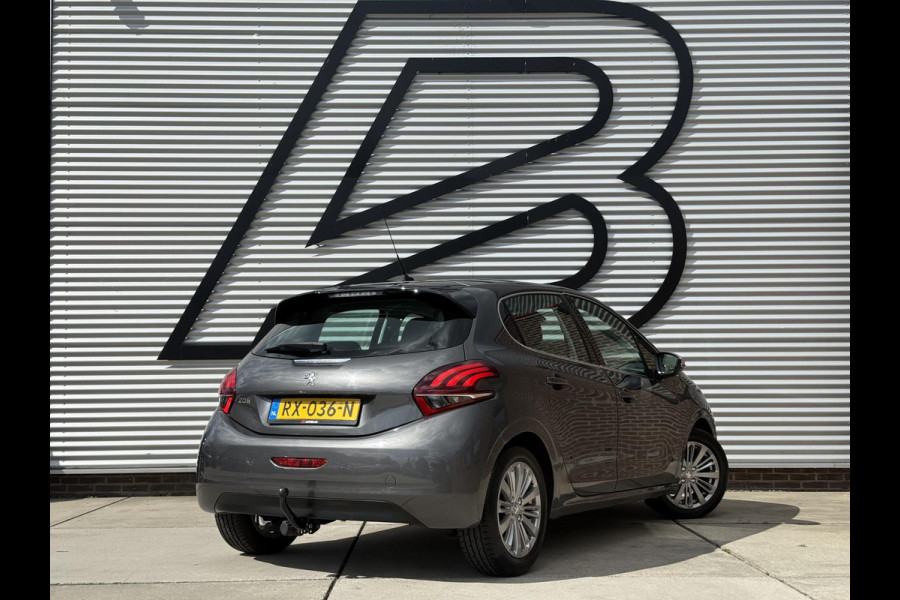 Peugeot 208 1.2 PureTech Blue Lease Executive 2e Eigenaar|Navi|Carplay|D-riem vv in 2025|Trekhaak|PDC|Clima|N.A.P|APK tot 02-2027