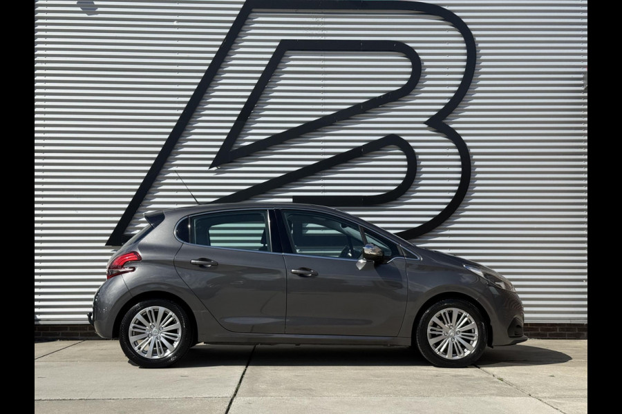 Peugeot 208 1.2 PureTech Blue Lease Executive 2e Eigenaar|Navi|Carplay|D-riem vv in 2025|Trekhaak|PDC|Clima|N.A.P|APK tot 02-2027