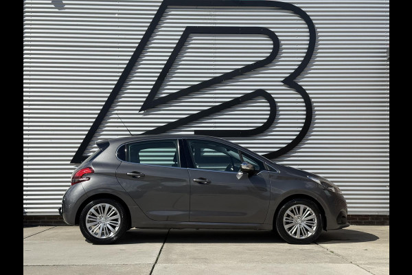 Peugeot 208 1.2 PureTech Blue Lease Executive 2e Eigenaar|Navi|Carplay|D-riem vv in 2025|Trekhaak|PDC|Clima|N.A.P|APK tot 02-2027