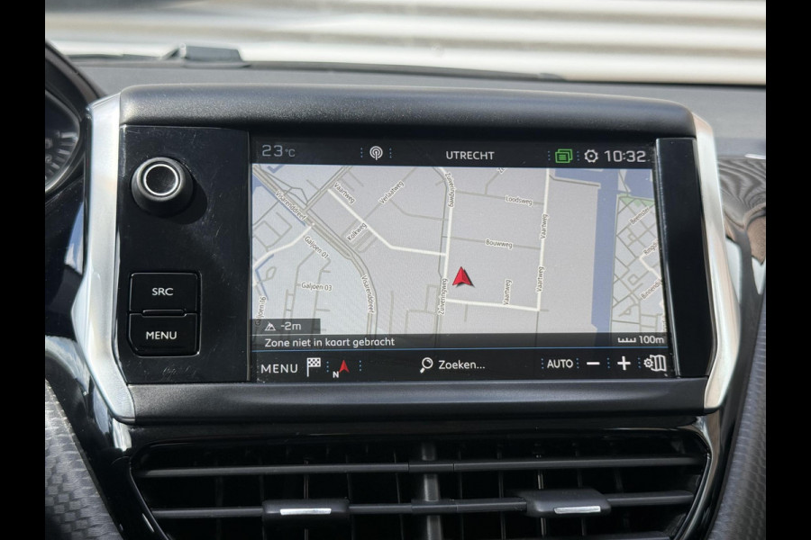 Peugeot 208 1.2 PureTech Blue Lease Executive 2e Eigenaar|Navi|Carplay|D-riem vv in 2025|Trekhaak|PDC|Clima|N.A.P|APK tot 02-2027