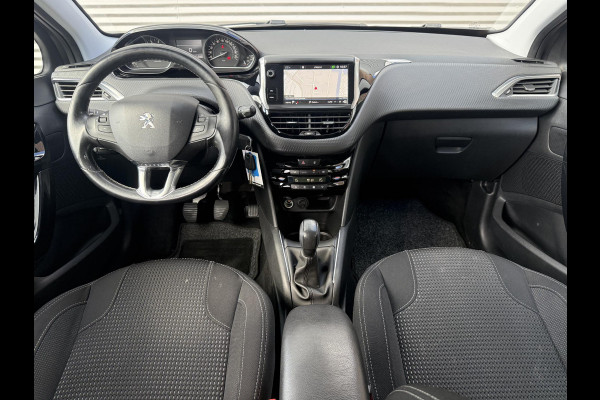 Peugeot 208 1.2 PureTech Blue Lease Executive 2e Eigenaar|Navi|Carplay|D-riem vv in 2025|Trekhaak|PDC|Clima|N.A.P|APK tot 02-2027