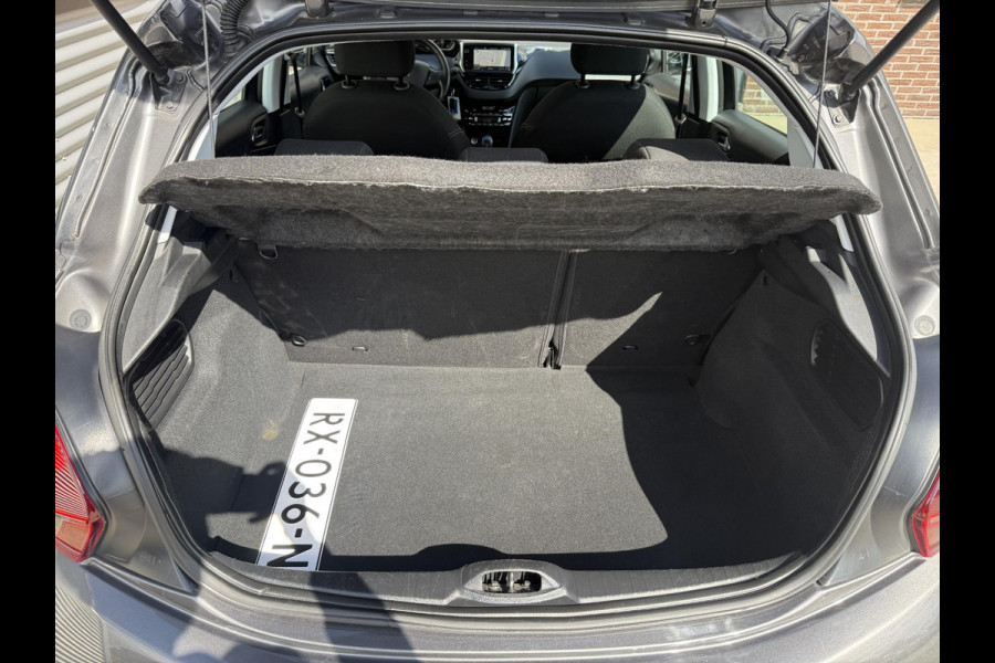 Peugeot 208 1.2 PureTech Blue Lease Executive 2e Eigenaar|Navi|Carplay|D-riem vv in 2025|Trekhaak|PDC|Clima|N.A.P|APK tot 02-2027