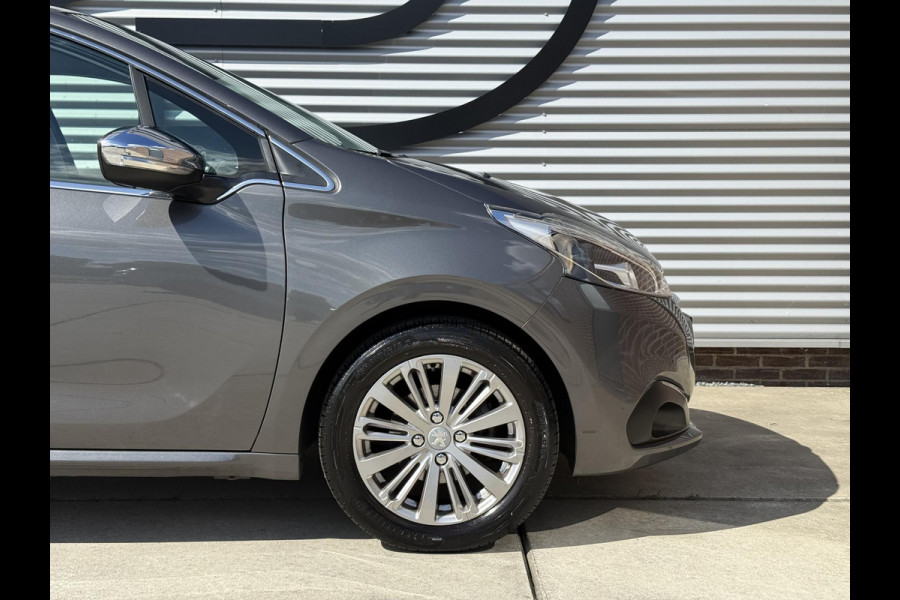 Peugeot 208 1.2 PureTech Blue Lease Executive 2e Eigenaar|Navi|Carplay|D-riem vv in 2025|Trekhaak|PDC|Clima|N.A.P|APK tot 02-2027