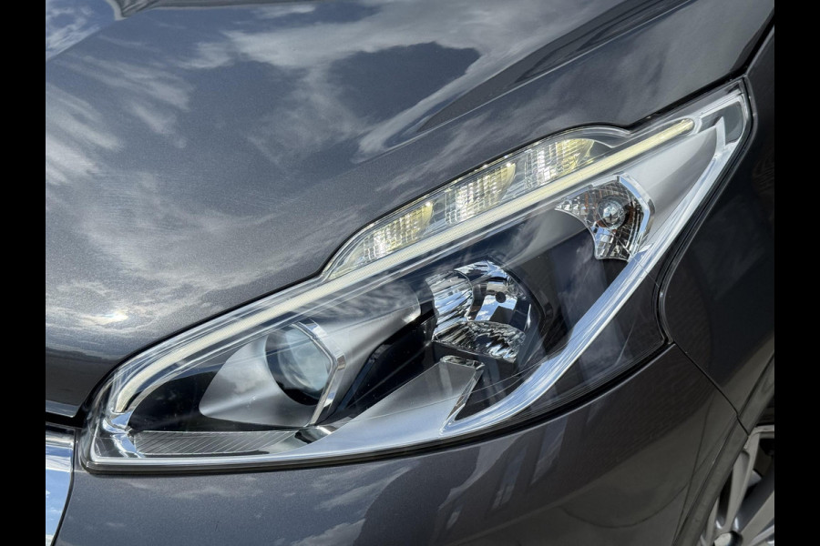 Peugeot 208 1.2 PureTech Blue Lease Executive 2e Eigenaar|Navi|Carplay|D-riem vv in 2025|Trekhaak|PDC|Clima|N.A.P|APK tot 02-2027