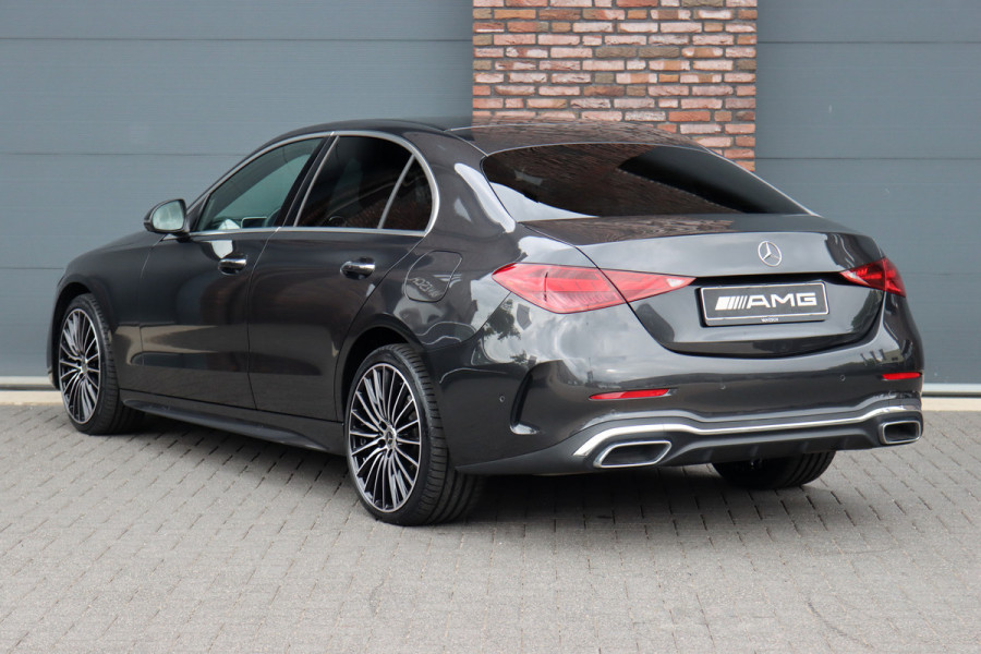 Mercedes-Benz C-Klasse 300 e 4MATIC AMG Line | Massage | HUD | Memory | Leder | Keyless Go | Dodehoekassistent | Digital Light |  Augmented Reality | Surround Camera | Advanced Sound System |