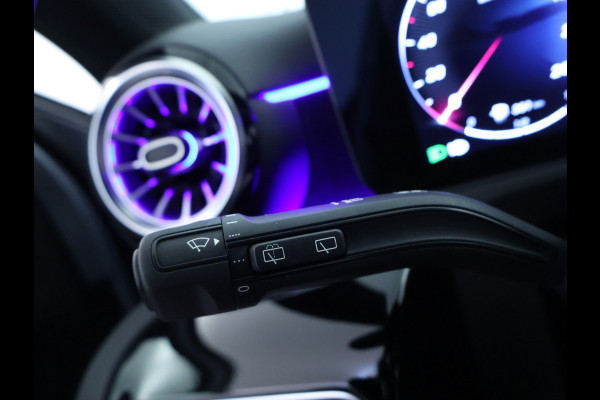 Mercedes-Benz A-Klasse 250 e Plug-In Hybride AMG Sportpakket | Sfeerverlichting | Keyless Go | Parkeerpakket met Camera | CarPlay | Inclusief 24 maanden Mercedes-Benz Certified garantie voor Europa. garage-sale
