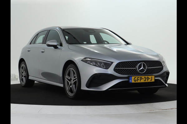 Mercedes-Benz A-Klasse 250 e Plug-In Hybride AMG Sportpakket | Sfeerverlichting | Keyless Go | Parkeerpakket met Camera | CarPlay | Inclusief 24 maanden Mercedes-Benz Certified garantie voor Europa. garage-sale