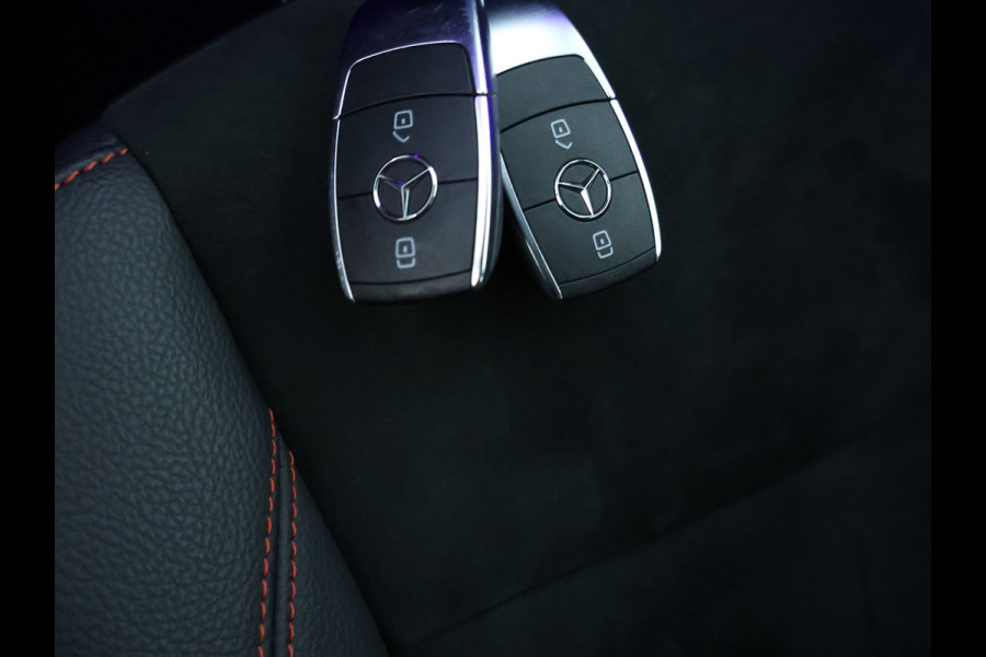 Mercedes-Benz A-Klasse 250 e Plug-In Hybride AMG Sportpakket | Sfeerverlichting | Keyless Go | Parkeerpakket met Camera | CarPlay | Inclusief 24 maanden Mercedes-Benz Certified garantie voor Europa. garage-sale
