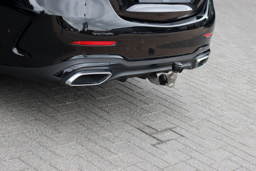 Mercedes-Benz C-Klasse 300 e 4MATIC AMG Line | Distronic+ | Massage | Burmester | Panoramadak | Memory | Digital Light | HUD | Surround Camera | Augmented Reality | Verwarmd Stuurwiel |