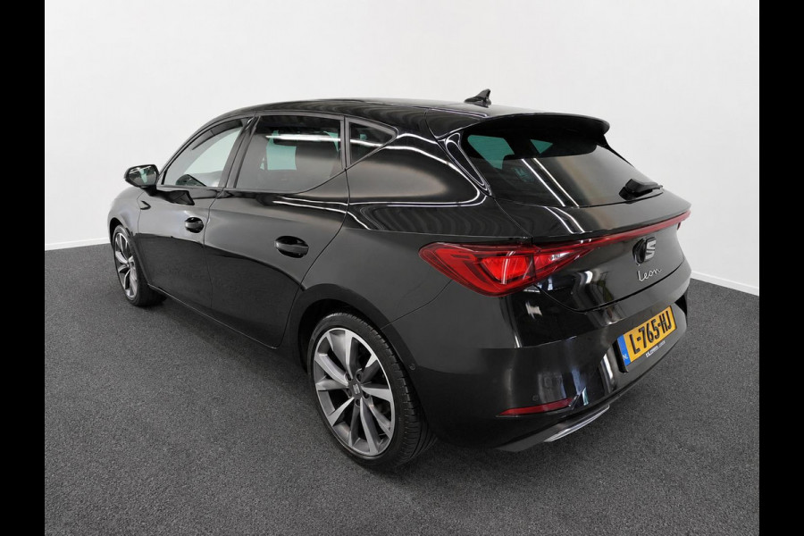 Seat Leon 1.0 eTSI FR Business Intense Matrix LED Adaptive Cruise Park Assist Virtual Cockpit 10" navigatie 18" Velgen Side Assist/uitparkeerhulp