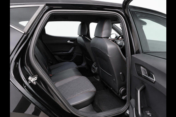 Seat Leon 1.0 eTSI FR Business Intense Matrix LED Adaptive Cruise Park Assist Virtual Cockpit 10" navigatie 18" Velgen Side Assist/uitparkeerhulp