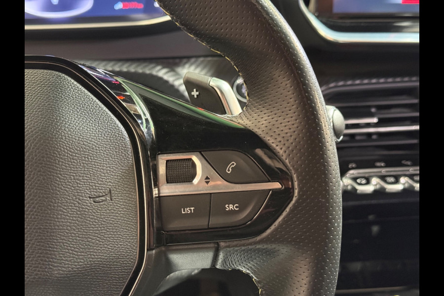 Peugeot 2008 1.2 PureTech GT | Pano | Camera | Led | Sfeerverlichting | Carplay | Parkeersensoren