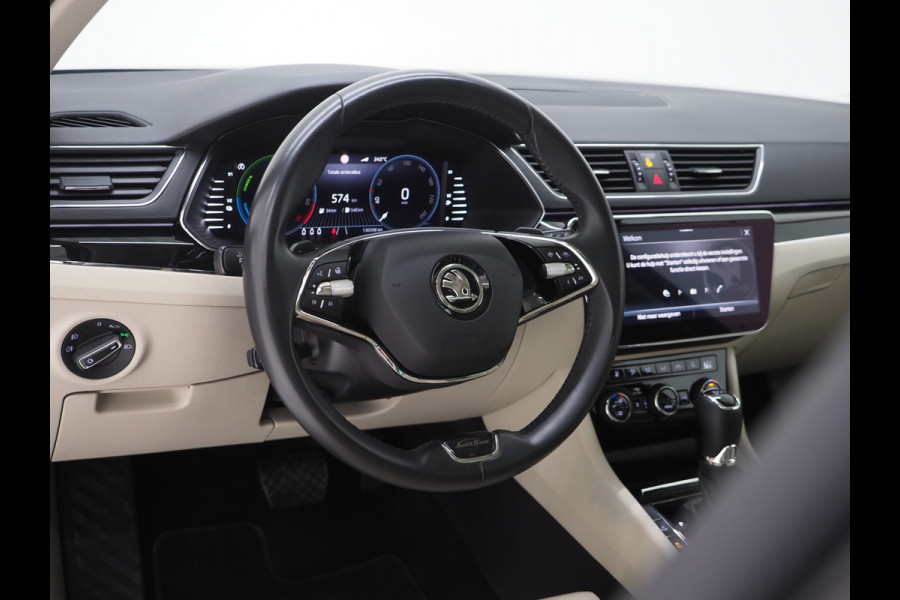 Škoda Superb Combi 1.4 TSI iV Laurin & Klement | Panoramadak | Leder | Trekhaak | Massage | Canton | Keyless | Adaptive Cruise