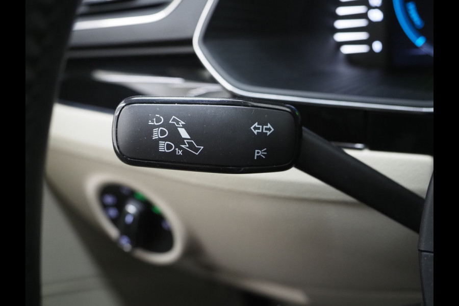 Škoda Superb Combi 1.4 TSI iV Laurin & Klement | Panoramadak | Leder | Trekhaak | Massage | Canton | Keyless | Adaptive Cruise
