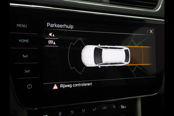 Škoda Superb Combi 1.4 TSI iV Laurin & Klement | Panoramadak | Leder | Trekhaak | Massage | Canton | Keyless | Adaptive Cruise
