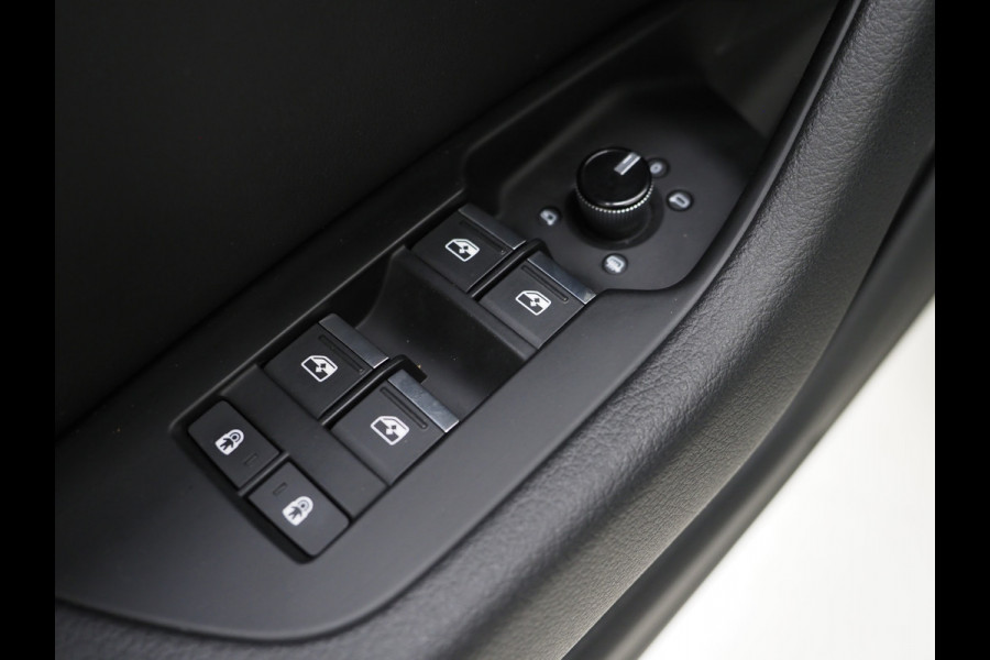 Audi A6 Avant 50 TFSI e quattro | Leder | Trekhaak | Camera | Keyless | Adaptive Cruise | Carplay