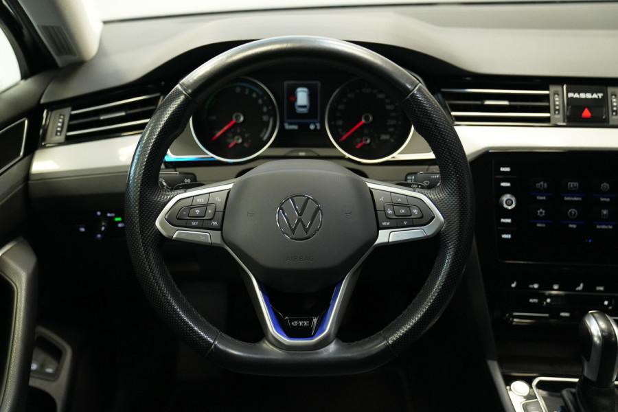 Volkswagen Passat Variant 1.4 TSI PHEV GTE Business ACC Massage Camera Stoelverwarming 24 Maanden garantie* (Vraag naar de voorwaarden)